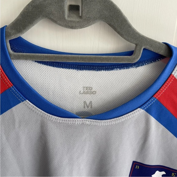 Ted Lasso FYC Press Kit Jersey - RARE - DubaiAir Season 1 (Medium) - Picture 3 of 5